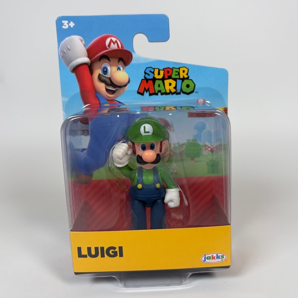NWT Super Mario Bros Luigi Figure Nintendo 2.5”